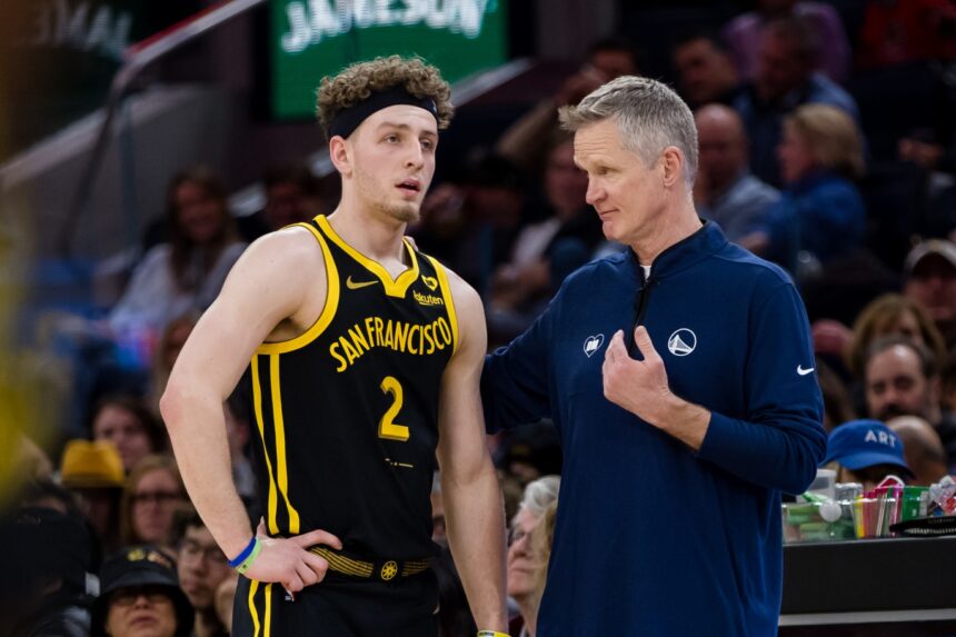 Feb 14, 2024; San Francisco, California, USA; Golden State Warriors head coach Steve Kerr talks to guard Brandin Podziemski (2) during the second half of the game against the LA Clippers at Chase Center. Mandatory Credit: John Hefti-USA TODAY Sports