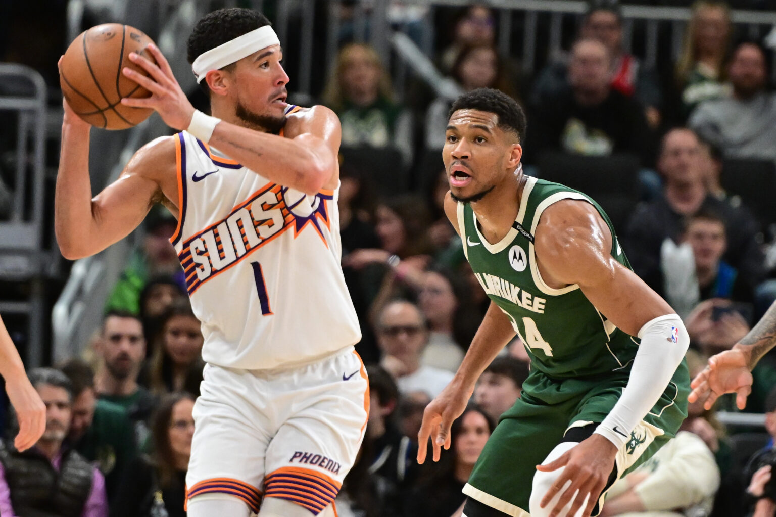 Devin Booker against Giannis Antetokounmpo