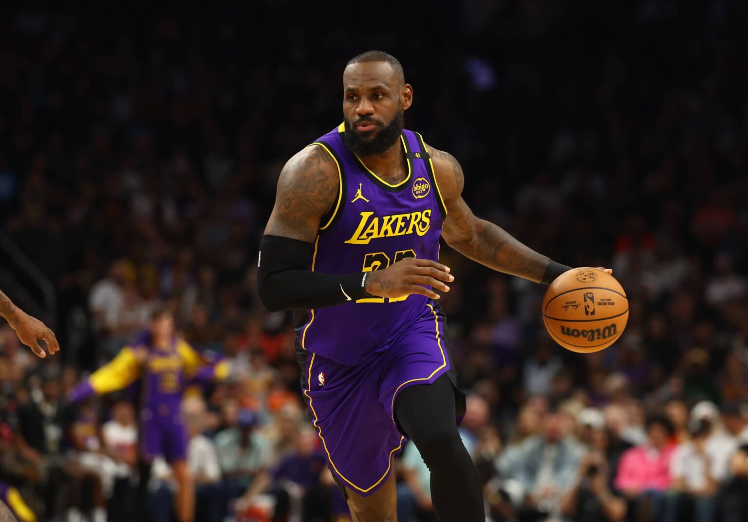 Phoenix, Arizona, USA; Los Angeles Lakers forward LeBron James (23) against the Phoenix Suns at Footprint Center. Mandatory Credit: Mark J. Rebilas-Imagn Images