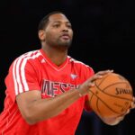 Houston, TX, USA; Former NBA player Robert Horry shoots during the NBA All-Star shooting stars competition at the Toyota Center. Mandatory Credit: Bob Donnan-Imagn Images