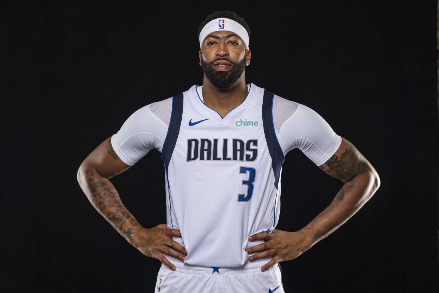 Dallas Mavericks forward Anthony Davis (3) poses for a photo during the Mavericks 2025 media day at the American Airlines Center.