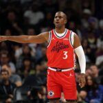 Los Angeles Clippers guard Chris Paul (3) against the Phoenix Suns in the first half at the Mortgage Matchup Center.