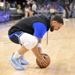 Oct 6, 2025; Fort Worth, Texas, USA; Dallas Mavericks guard Klay Thompson (31) warms up before against the Oklahoma City Thunder at Dickie's Arena. Mandatory Credit: Jerome Miron-Imagn Images