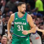 Nov 10, 2025; Dallas, Texas, USA; Dallas Mavericks guard Klay Thompson (31) reacts after scoring during the first quarter against the Milwaukee Bucks at American Airlines Center. Mandatory Credit: Kevin Jairaj-Imagn Images