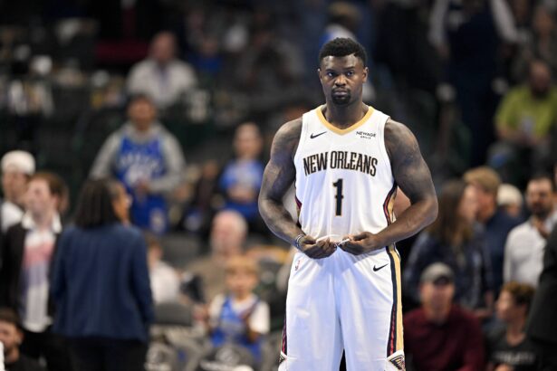 Nov 21, 2025; Dallas, Texas, USA; New Orleans Pelicans forward Zion Williamson (1) prepares to face the Dallas Mavericks at the American Airlines Center. Mandatory Credit: Jerome Miron-Imagn Images
