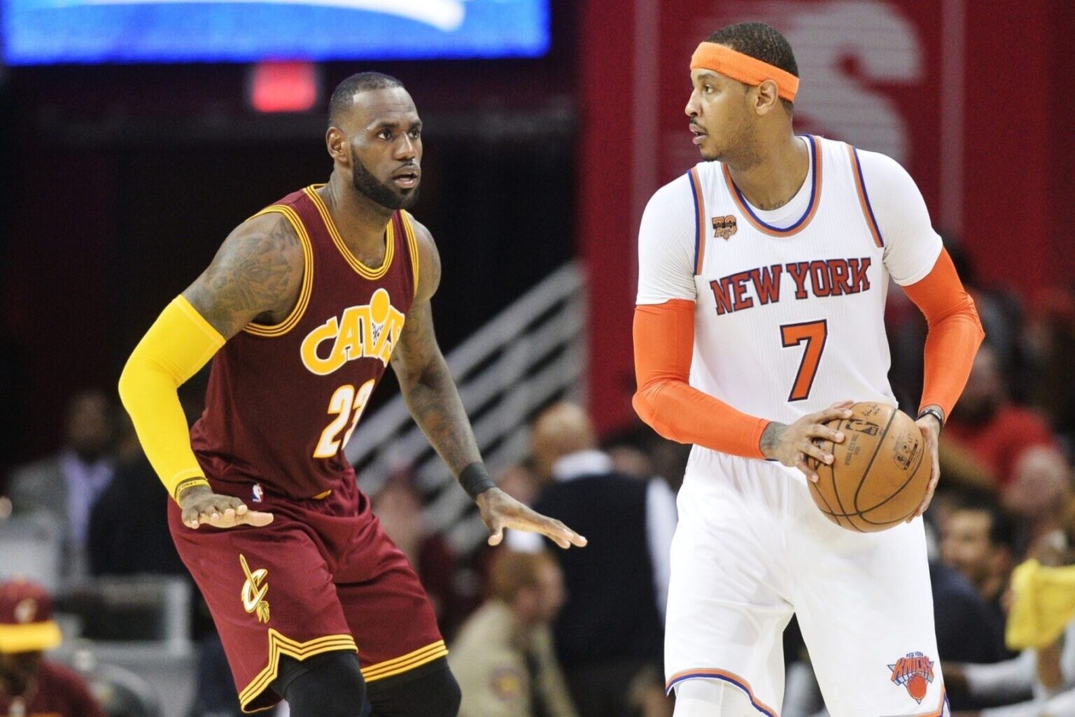 Feb 23, 2017; Cleveland, OH, USA; Cleveland Cavaliers forward LeBron James (23) defends New York Knicks forward Carmelo Anthony (7) during the second half at Quicken Loans Arena. Mandatory Credit: Ken Blaze-Imagn Images