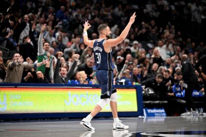 Dec 12, 2025; Dallas, Texas, USA; Dallas Mavericks guard Klay Thompson (31) celebrates after making a three point basket against the Brooklyn Nets during the second quarter at the American Airlines Center. Mandatory Credit: Jerome Miron-Imagn Images