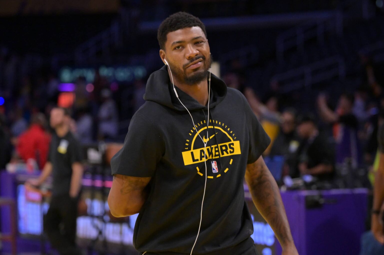 Los Angeles Lakers guard Marcus Smart (36) warms up prior to the game against the Los Angeles Clippers at Crypto.com Arena.