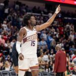 Dec 27, 2025; New Orleans, Louisiana, USA; New Orleans Pelicans guard Jose Alvarado (not pictured) gets into a scrum with Phoenix Suns center Mark Williams (15) over a play during the second half at Smoothie King Center. Mandatory Credit: Stephen Lew-Imagn Images