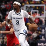 Nov 28, 2025; Inglewood, California, USA; Memphis Grizzlies guard Kentavious Caldwell-Pope (3) drives to the basket during the fourth quarter against the Los Angeles Clippers at Intuit Dome. Mandatory Credit: Kiyoshi Mio-Imagn Images