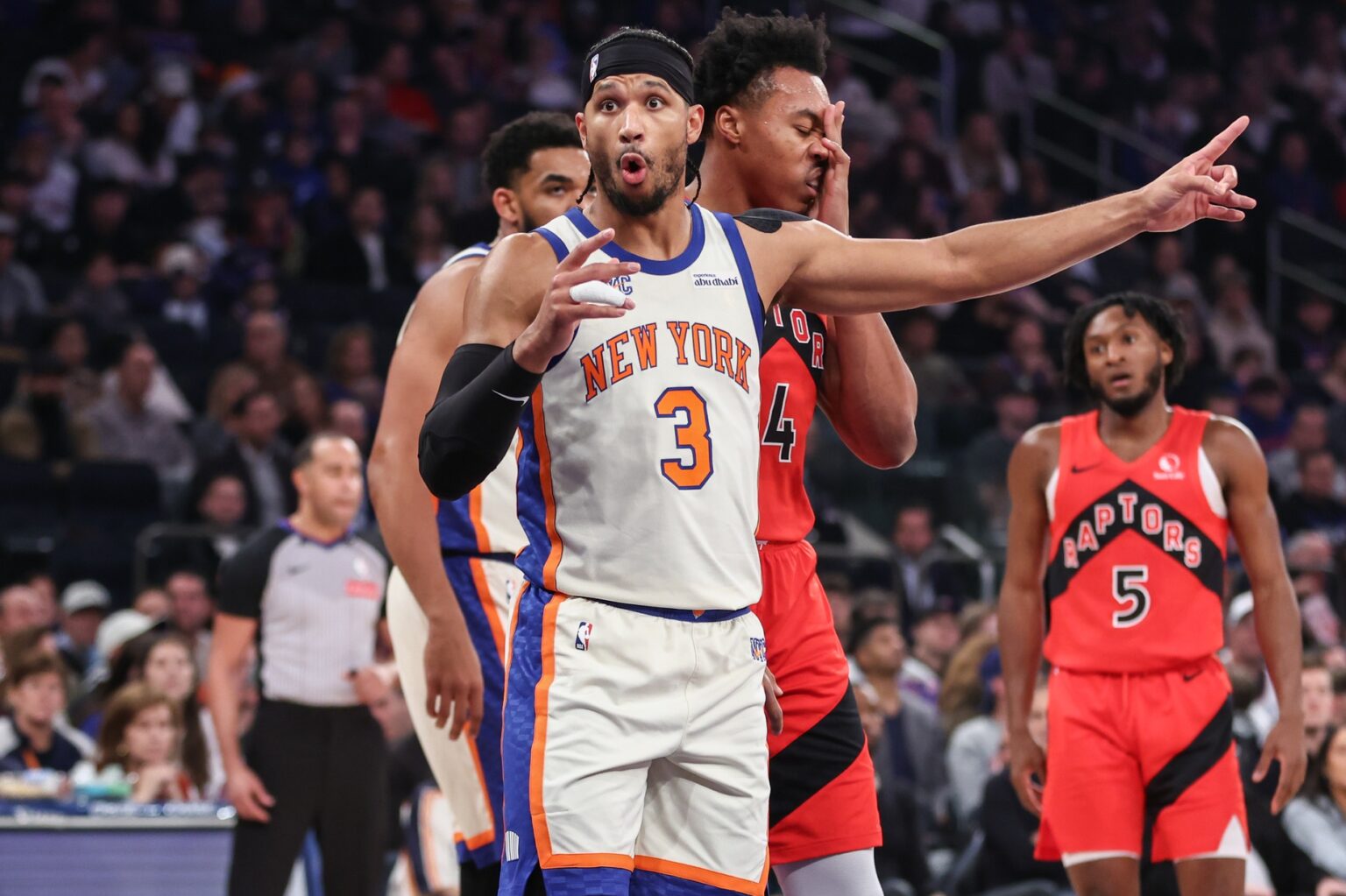 Nov 30, 2025; New York, New York, USA; New York Knicks guard Josh Hart (3) reacts to a call in the first quarter against the Toronto Raptors at Madison Square Garden. Mandatory Credit: Wendell Cruz-Imagn Images