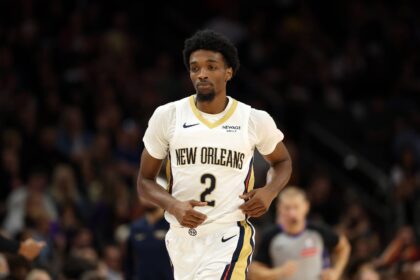 Nov 10, 2025; Phoenix, Arizona, USA; New Orleans Pelicans forward Herb Jones (2) against the Phoenix Suns at the Mortgage Matchup Center. Mandatory Credit: Mark J. Rebilas-Imagn Images