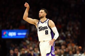 Oct 22, 2025; Phoenix, Arizona, USA; Sacramento Kings guard Zach LaVine (8) against the Phoenix Suns at the Mortgage Matchup Center. Mandatory Credit: Mark J. Rebilas-Imagn Images