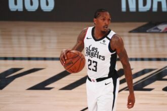 Lake Buena Vista, Florida, USA; LA Clippers guard Lou Williams (23) controls the ball against the Denver Nuggets in the first quarter of a NBA basketball game at AdventHealth Arena. Mandatory Credit: Kim Klement-Imagn Images