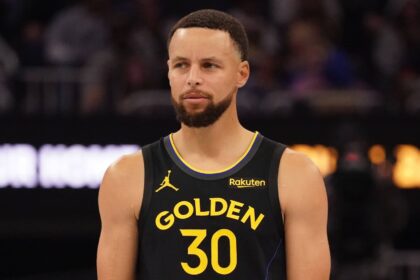 San Francisco, California, USA; Golden State Warriors guard Stephen Curry (30) waits for play to resume against the Houston Rockets in the second quarter at Chase Center. Mandatory Credit: David Gonzales-Imagn Images