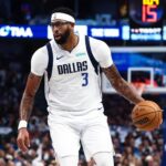 Dallas Mavericks forward Anthony Davis (3) in action during the game against the San Antonio Spurs at American Airlines Center.