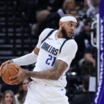 Jan 8, 2026; Salt Lake City, Utah, USA; Dallas Mavericks forward Daniel Gafford (21) looks to pass against the Utah Jazz during the second half at Delta Center. Mandatory Credit: Rob Gray-Imagn Images