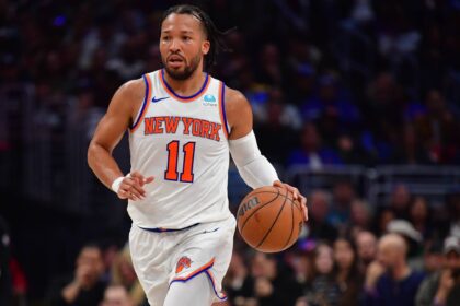 New York Knicks guard Jalen Brunson (11) moves the ball up court against the Los Angeles Clippers during the second half at Crypto.com Arena.