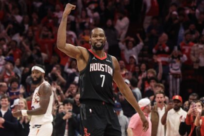 Jan 5, 2026; Houston, Texas, USA; Houston Rockets Kevin Durant (7) celebrates his three point winning basket against the Phoenix Suns in the fourth quarter at Toyota Center. Mandatory Credit: Thomas Shea-Imagn Images