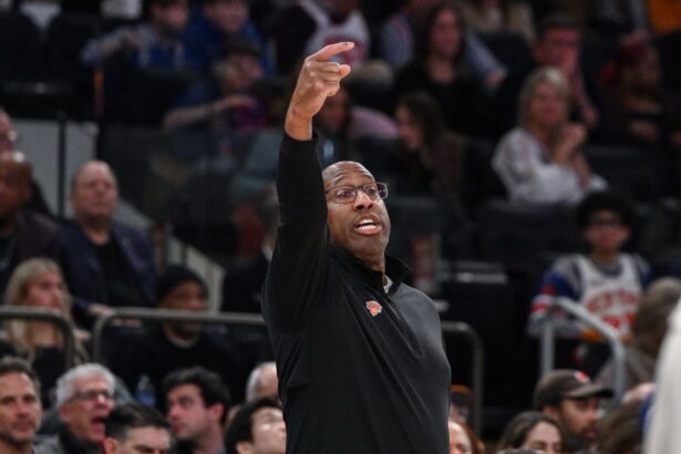 Jan 17, 2026; New York, New York, USA; New York Knicks head coach Mike Brown reacts during the first half against the Phoenix Suns at Madison Square Garden. Mandatory Credit: John Jones-Imagn Images