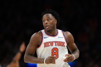 Jan 9, 2026; Phoenix, Arizona, USA; New York Knicks forward OG Anunoby (8) against the Phoenix Suns at Mortgage Matchup Center. Mandatory Credit: Mark J. Rebilas-Imagn Images