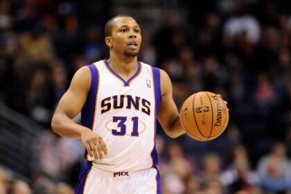 Phoenix Suns guard Sebastian Telfair (31) drives the ball up the court during the game against the Utah Jazz in the first half at US Airways Center. The Jazz defeated the Suns 87-80.
