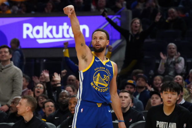 Jan 13, 2026; San Francisco, California, USA; Golden State Warriors guard Stephen Curry (30) makes a three-point shot against the Portland Trail Blazers in the third quarter at Chase Center. Mandatory Credit: David Gonzales-Imagn Images