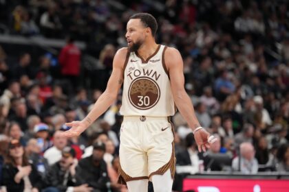 Jan 5, 2026; Inglewood, California, USA; Golden State Warriors guard Stephen Curry (30) reacts against the LA Clippers in the second half at Intuit Dome. Mandatory Credit: Kirby Lee-Imagn Images