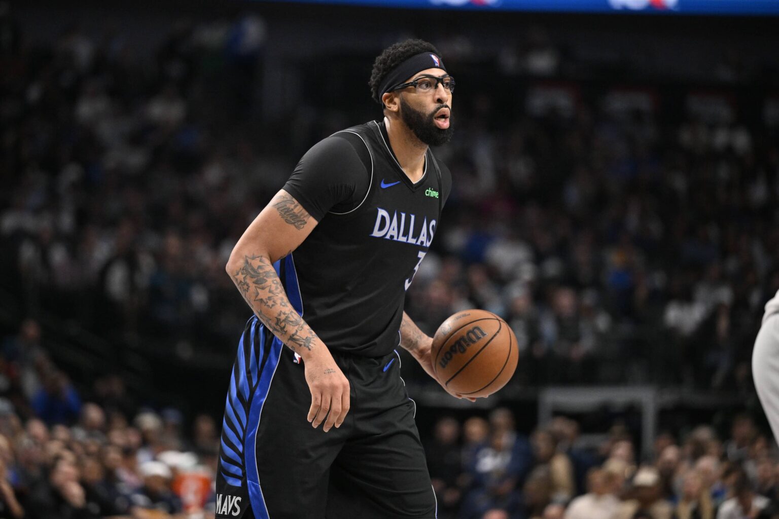 Dallas, Texas, USA; Dallas Mavericks forward Anthony Davis (3) brings the ball up court against the Denver Nuggets during the second half at the American Airlines Center. Mandatory Credit: Jerome Miron-Imagn Images