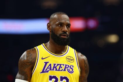 Phoenix, Arizona, USA; Los Angeles Lakers forward LeBron James (23) against the Phoenix Suns at Mortgage Matchup Center. Mandatory Credit: Mark J. Rebilas-Imagn Images