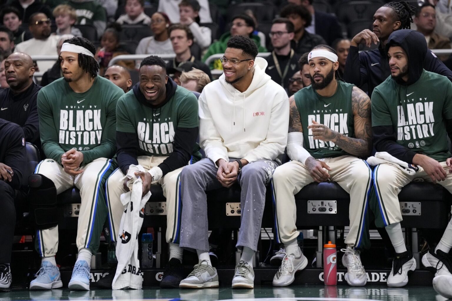 Feb 4, 2026; Milwaukee, Wisconsin, USA; Milwaukee Bucks forward Giannis Antetokounmpo looks on from the bench during the first quarter against the New Orleans Pelicans at Fiserv Forum. Mandatory Credit: Jeff Hanisch-Imagn Images