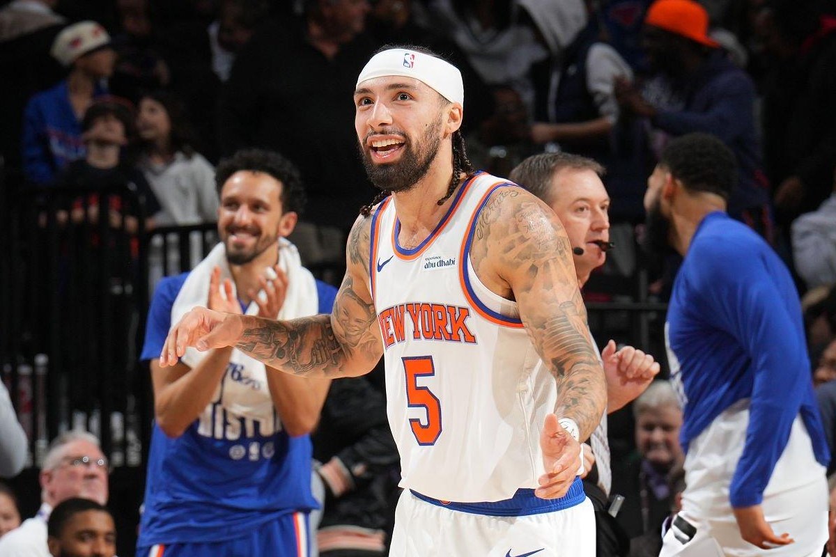 PHILADELPHIA, PA - FEBRUARY 11: Jose Alvarado #5 of the New York Knicks smiles during the game against the Philadelphia 76ers on February 11, 2026 at the Wells Fargo Center in Philadelphia, Pennsylvania. Mandatory Copyright Notice: Copyright 2026 NBAE (Photo by Jesse D. Garrabrant/NBAE via Getty Images)