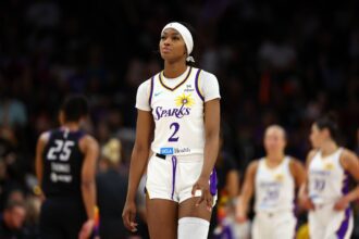 Los Angeles Sparks forward Rickea Jackson (2) against the Phoenix Mercury during a WNBA game at PHX Arena.