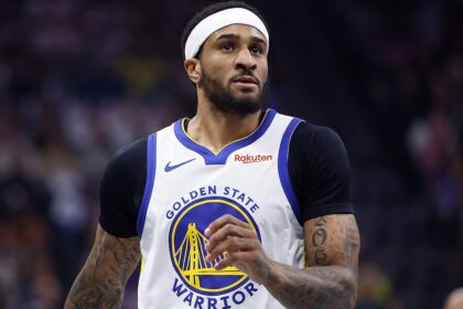 SACRAMENTO, CALIFORNIA - NOVEMBER 28: Gary Payton II #0 of the Golden State Warriors looks on in the first quarter against the Sacramento Kings during the NBA In-Season Tournament game at Golden 1 Center on November 28, 2023 in Sacramento, California.