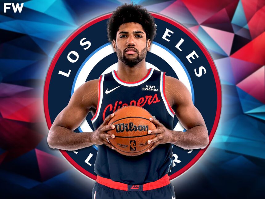 Norchad Omier Becomes First Nicaraguan To Play In The NBA: "Shortest Center In The League"