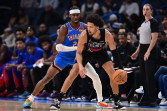 OKLAHOMA CITY, OKLAHOMA - OCTOBER 30: Cade Cunningham #2 of the Detroit Pistons handles the ball while being defended by Shai Gilgeous-Alexander #2 of the Oklahoma City Thunder at Paycom Center on October 30, 2023 in Oklahoma City, Oklahoma. (Photo by Joshua Gateley/Getty Images)