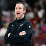 Apr 5, 2026; Chicago, Illinois, USA; Phoenix Suns head coach Jordan Ott directs his team against the Chicago Bulls during the first half at United Center. Mandatory Credit: Kamil Krzaczynski-Imagn Images