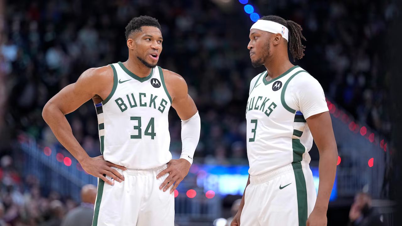MILWAUKEE, WISCONSIN - NOVEMBER 09: Giannis Antetokounmpo #34 and Myles Turner #3 of the Milwaukee Bucks talk with each other during the game against the Houston Rockets at Fiserv Forum on November 09, 2025 in Milwaukee, Wisconsin. (Photo by John Fisher/Getty Images)