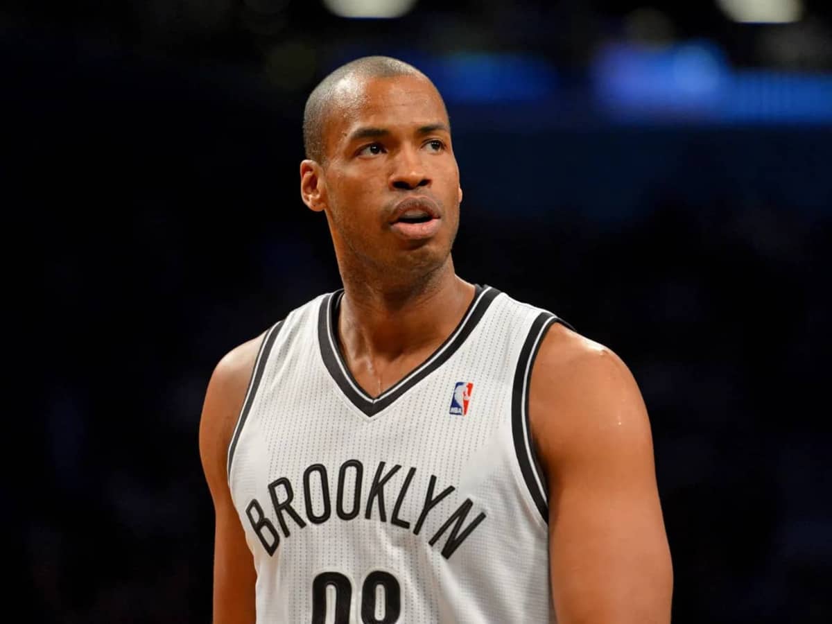 Jason Collins during a Nets game.