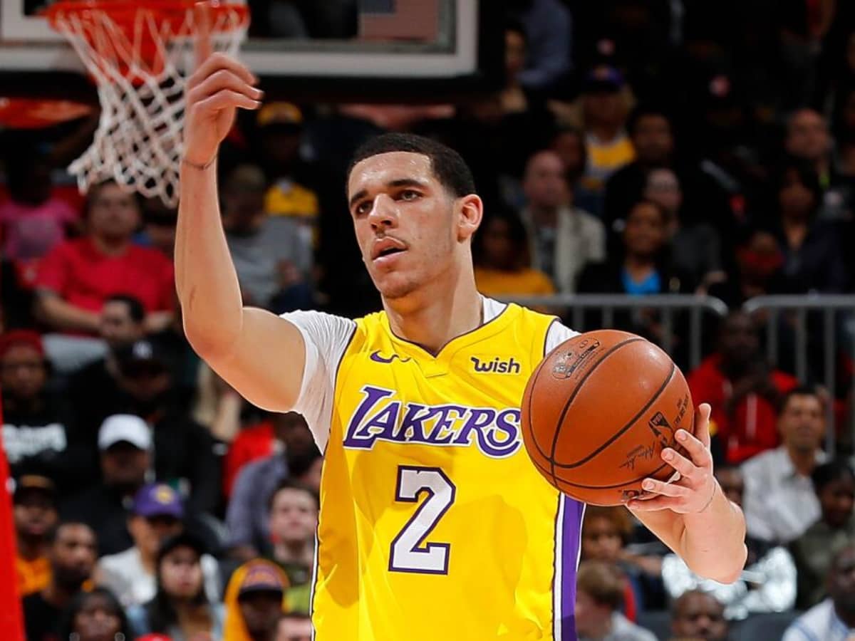 Lonzo Ball in action for the Lakers.