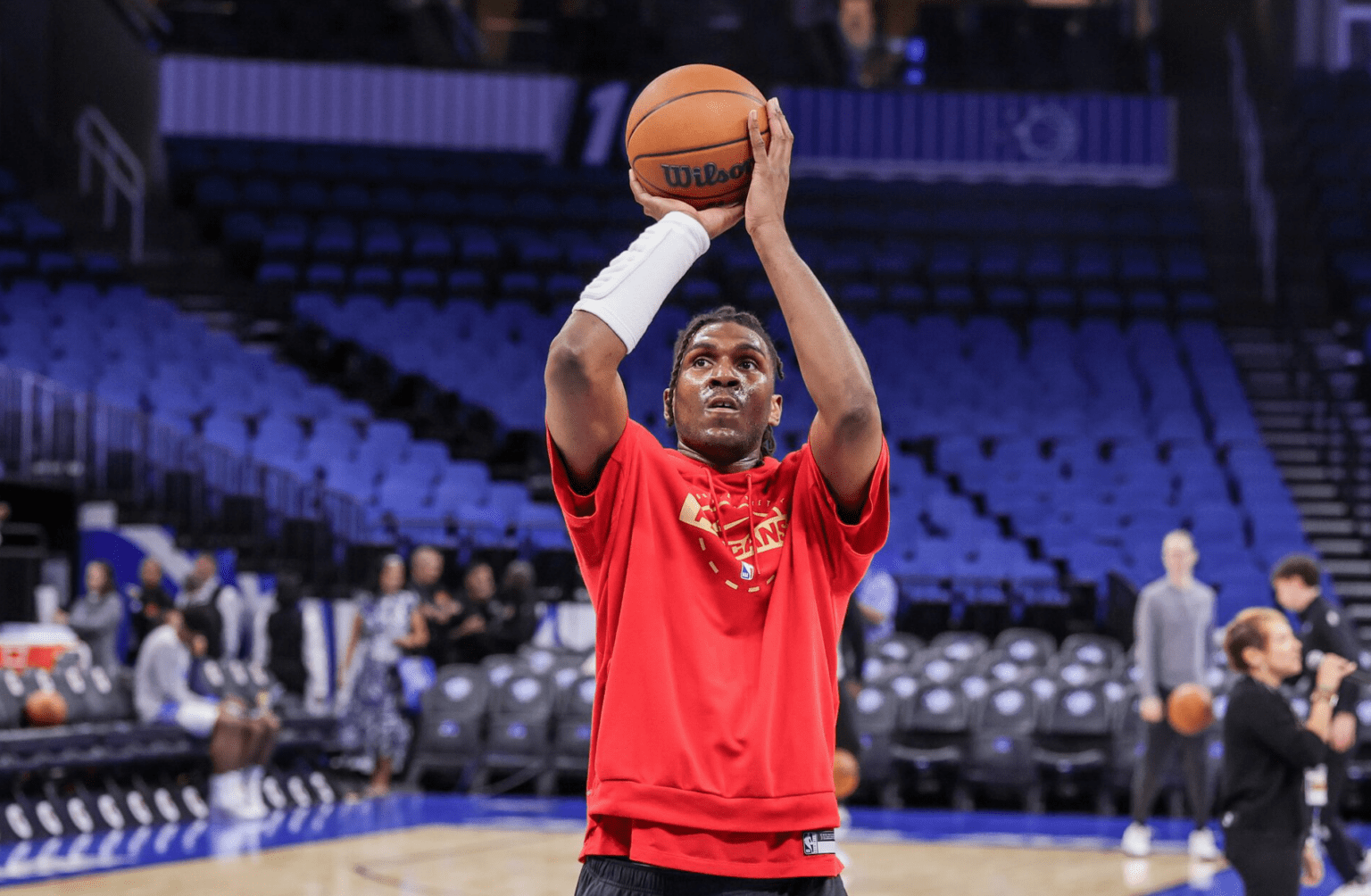 Jan 11, 2026; Orlando, Florida, USA; New Orleans Pelicans forward Kevon Looney (55) warms up before the game against the Orlando Magic at Kia Center. Mandatory Credit: Mike Watters-Imagn Images