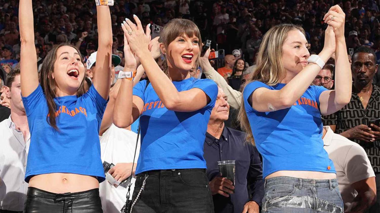 NEW YORK, NY - JUNE 10: Alana Haim, Taylor Swift and Este Haim attend the game between the San Antonio Spurs and the New York Knicks during Game Four of the 2026 NBA Finals on June 10, 2026 at Madison Square Garden in New York, New York. (Photo by Jesse D. Garrabrant/NBAE via Getty Images)