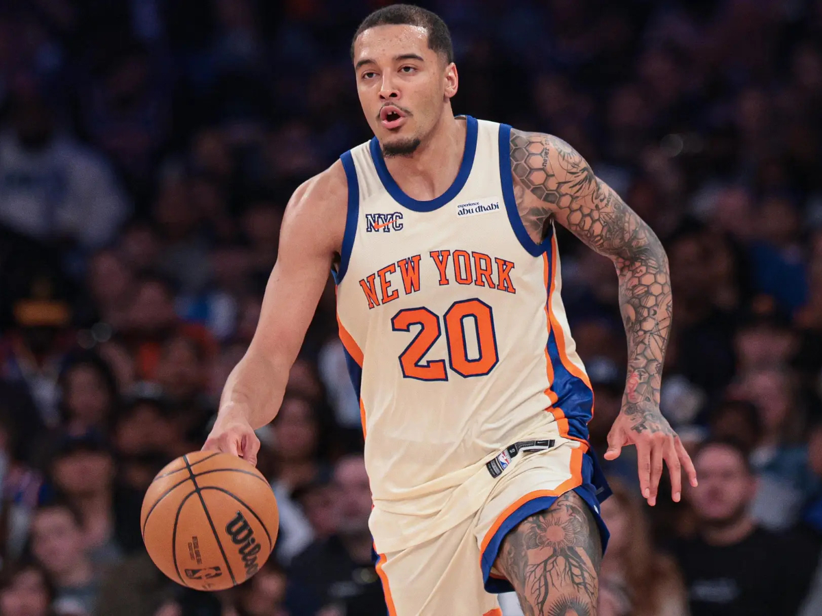 New York, New York, USA; New York Knicks forward Jeremy Sochan (20) dribbles up court against the Charlotte Hornets during the second half at Madison Square Garden. Mandatory Credit: Vincent Carchietta-Imagn Images