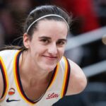 My heart’ – WNBA fans melt over Caitlin Clark receiving flowers from young fan in Toronto