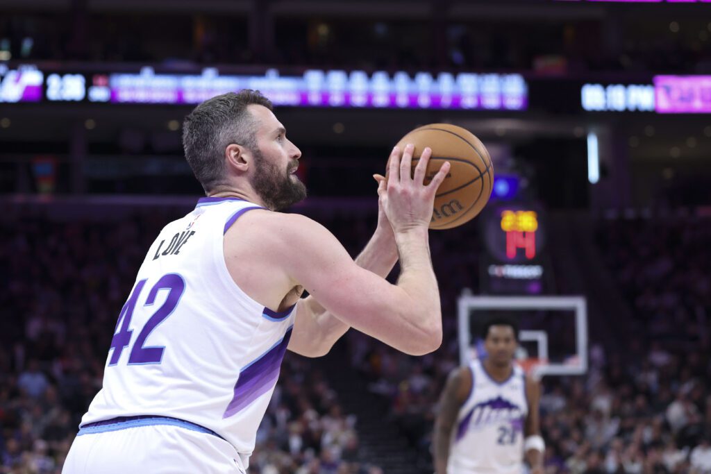 Kevin Love Tied To Lakers As Potential Alternative To Jonathan Kuminga