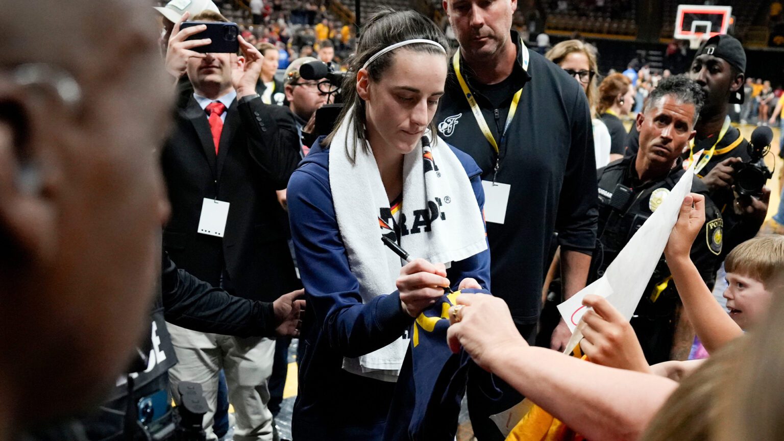 Caitlin Clark Wins Over Fans Again With Heartwarming Postgame Gesture