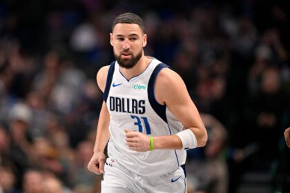 Jan 17, 2026; Dallas, Texas, USA; Dallas Mavericks guard Klay Thompson (31) runs back up the court during the first quarter against the Utah Jazz at the American Airlines Center. Mandatory Credit: Jerome Miron-Imagn Images