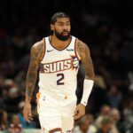 Nov 6, 2025; Phoenix, Arizona, USA; Phoenix Suns center Nick Richards (2) against the Los Angeles Clippers at the Mortgage Matchup Center. Mandatory Credit: Mark J. Rebilas-Imagn Images