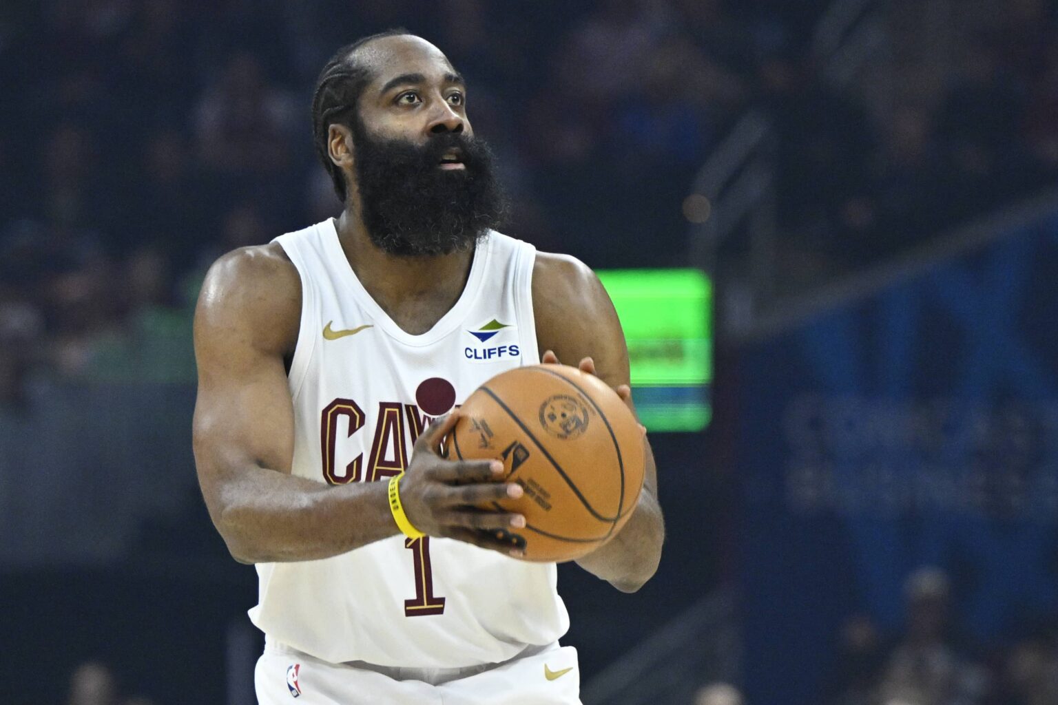 Cleveland, Ohio, USA; Cleveland Cavaliers guard James Harden (1) looks to shoot in the third quarter against the Atlanta Hawks at Rocket Arena. Mandatory Credit: David Richard-Imagn Images