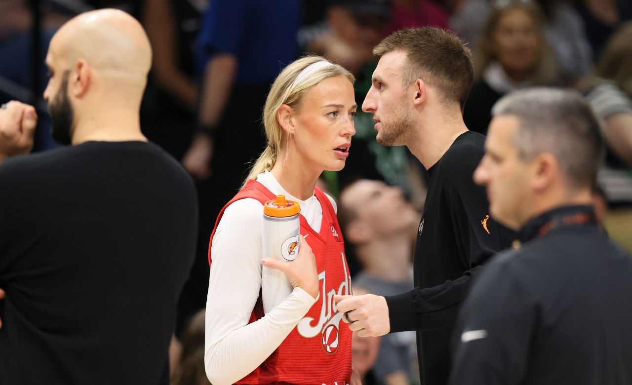 'People Are So Reluctant To Give Her Flowers': Sophie Cunningham Fires Back At Caitlin Clark Doubters - Fadeaway World